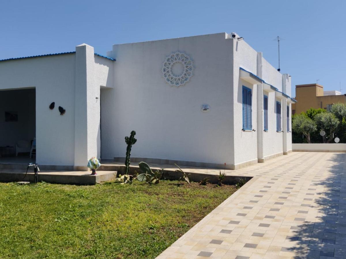 Pool Seaside Relais, Deluxe Villas - Ninfea, Marea, Rosa E Cassiopea Fontane Bianche Exterior photo